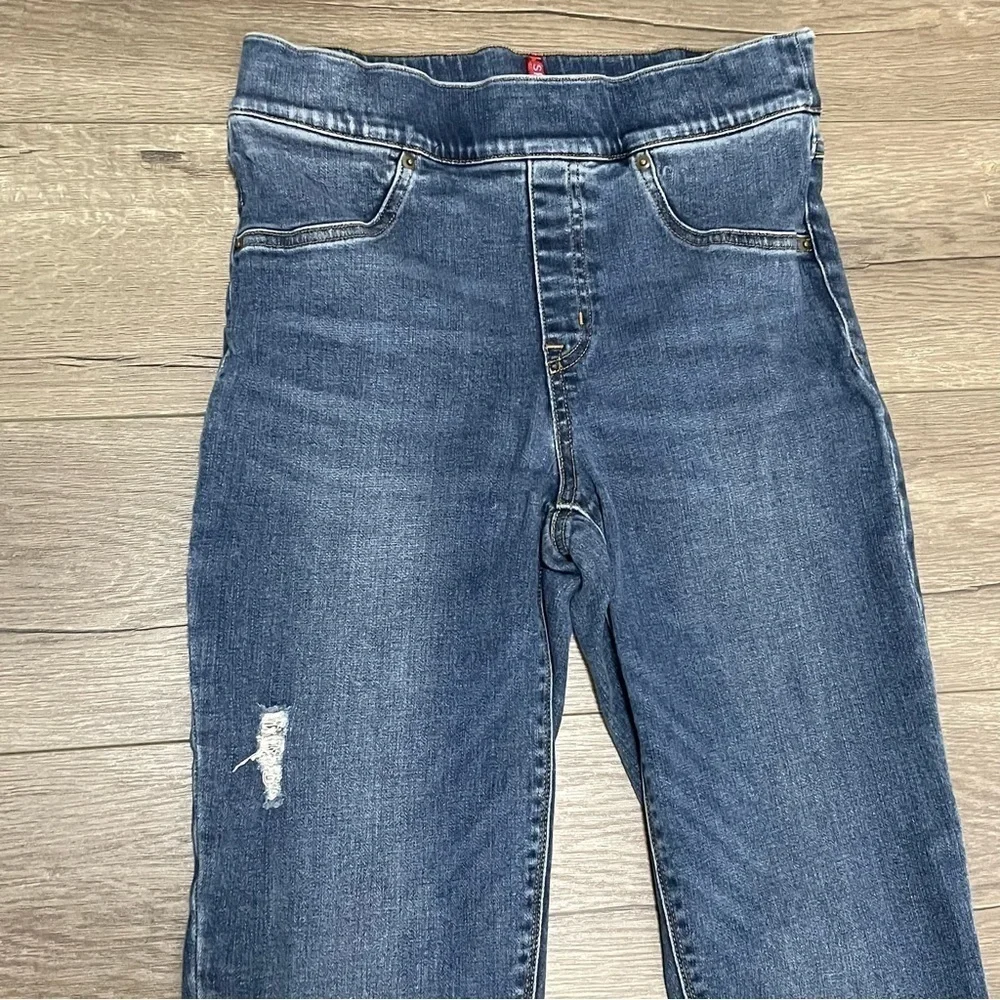 Spanx Distressed Ankle Skinny Jeans in Medium Wash High Rise Sz M Style 20203R. - Picture 5 of 10